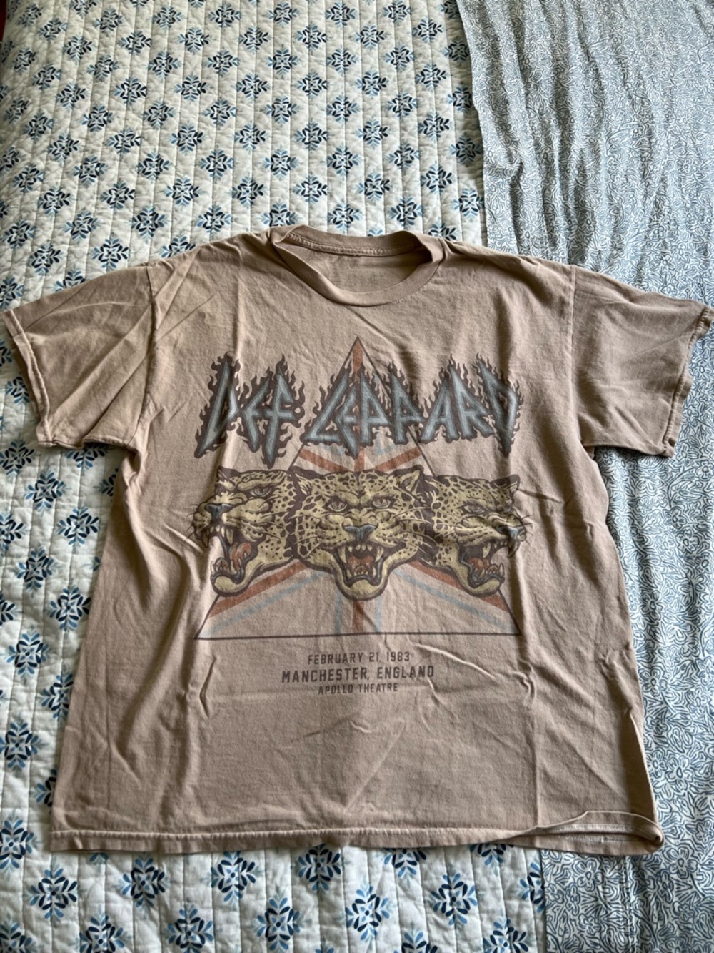 Women's Def Leppard Graphic Tee